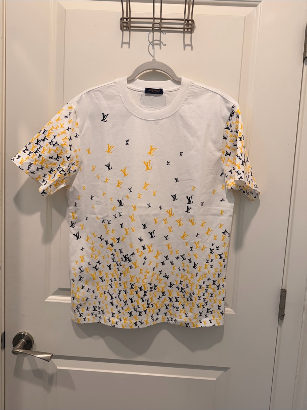 Louis Vuitton Monogram
Gradient Print Cotton T-Shirt Size M